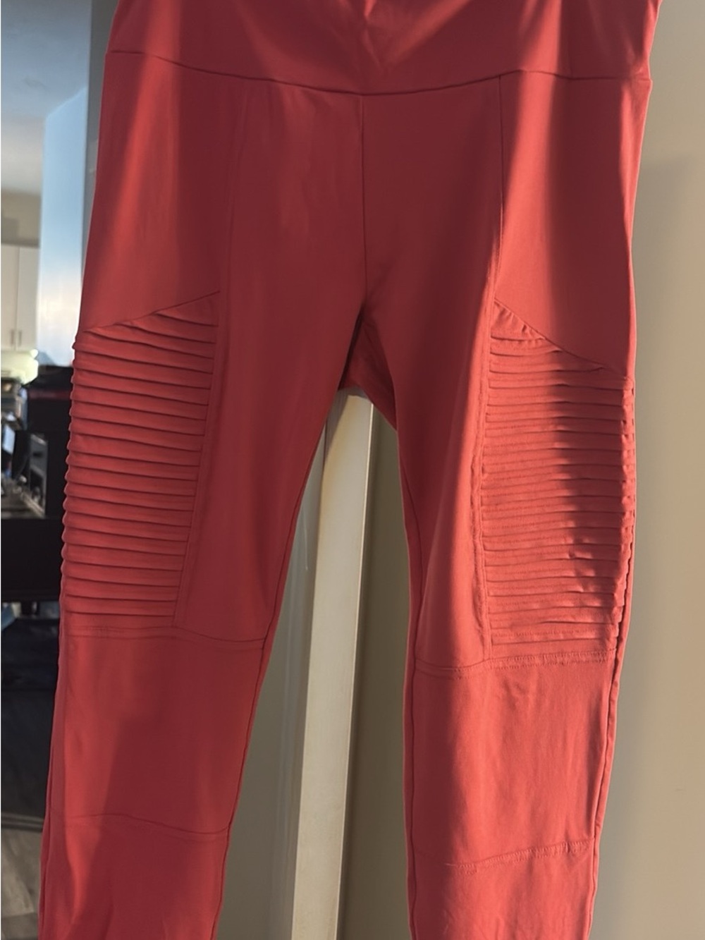 Women's Coral Ribbed Panel High-Waist Leggings